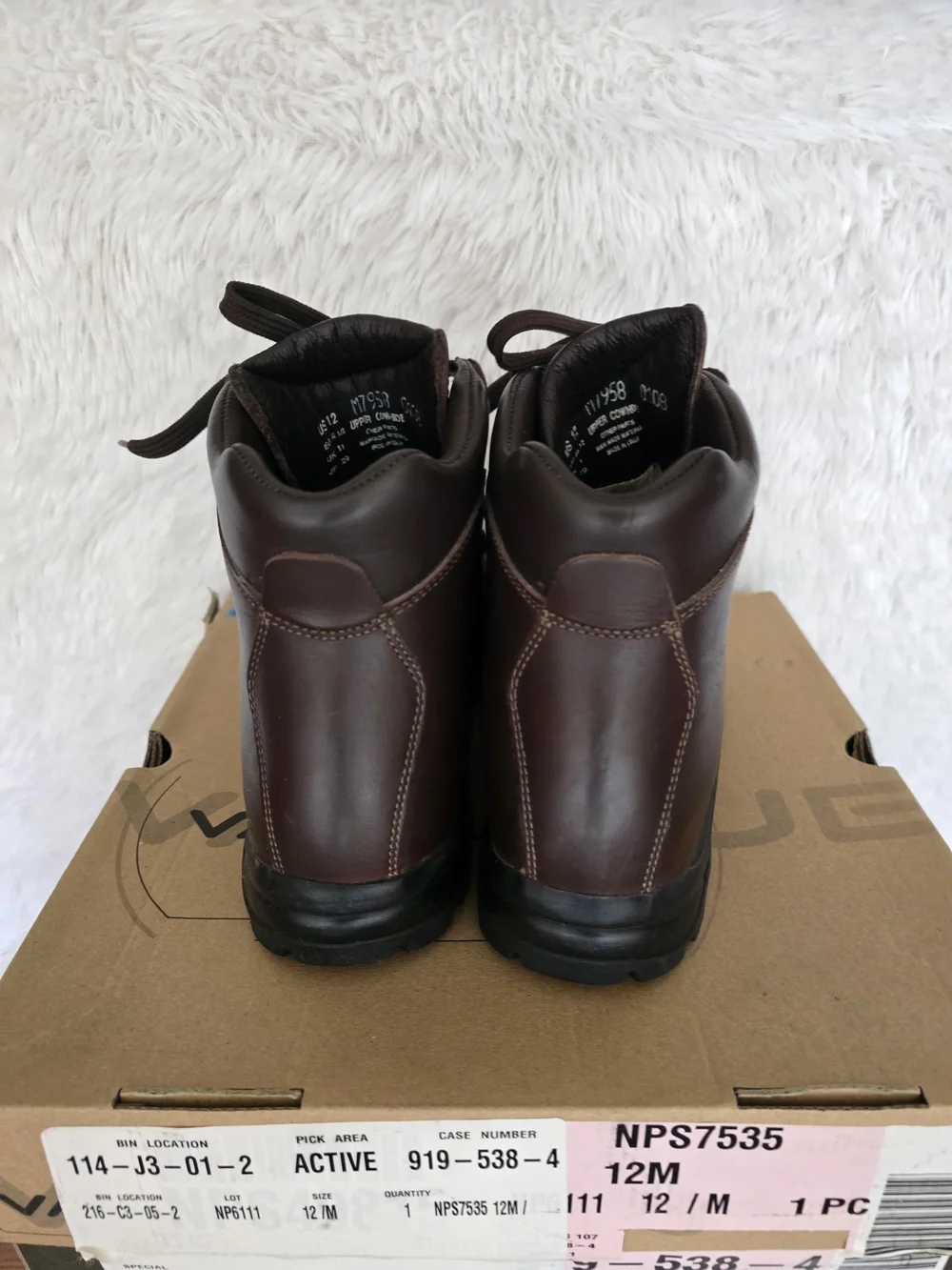 Vasque Brown Leather Men's Hiking Boots